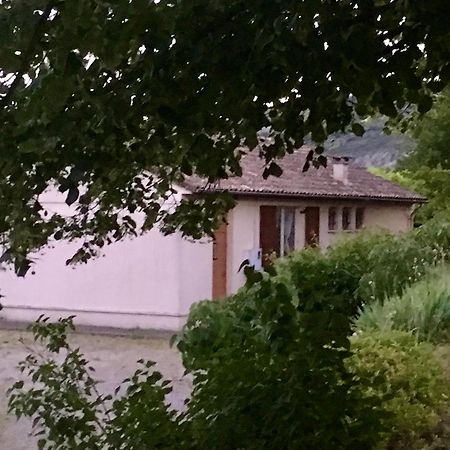 maison aux massots Les Assions Extérieur photo
